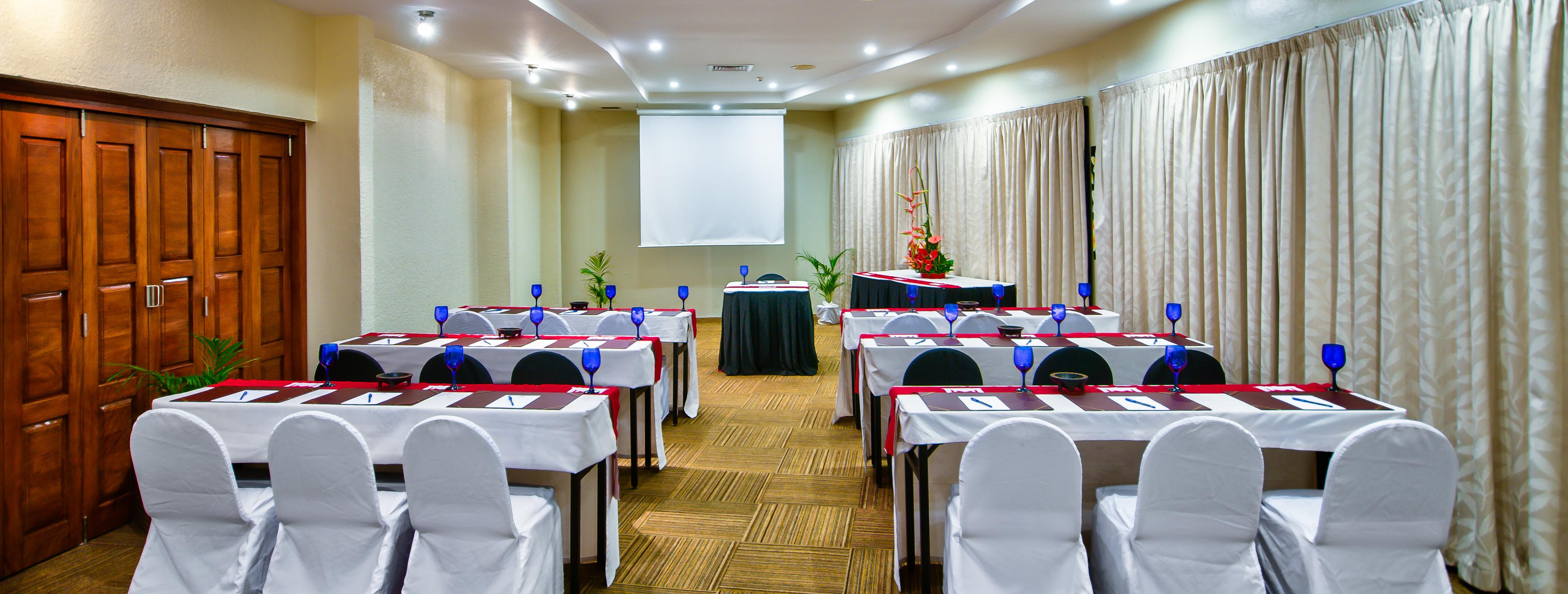Tanoa Plaza Hotel Suva Ngoại thất bức ảnh
